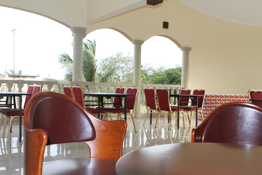 Hotel Residence Flamani Lomé Zewnętrze zdjęcie