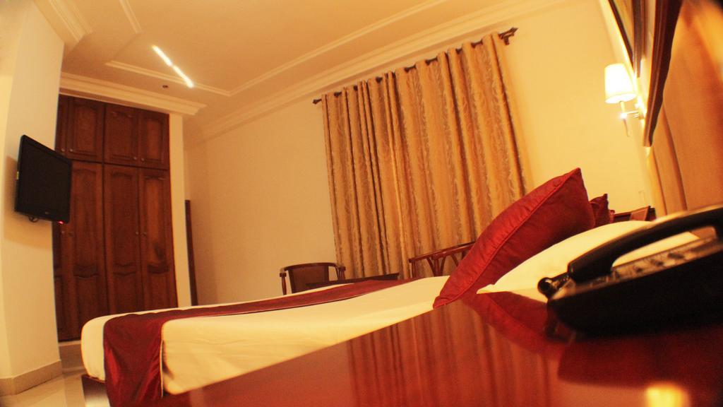 Hotel Residence Flamani Lomé Zewnętrze zdjęcie